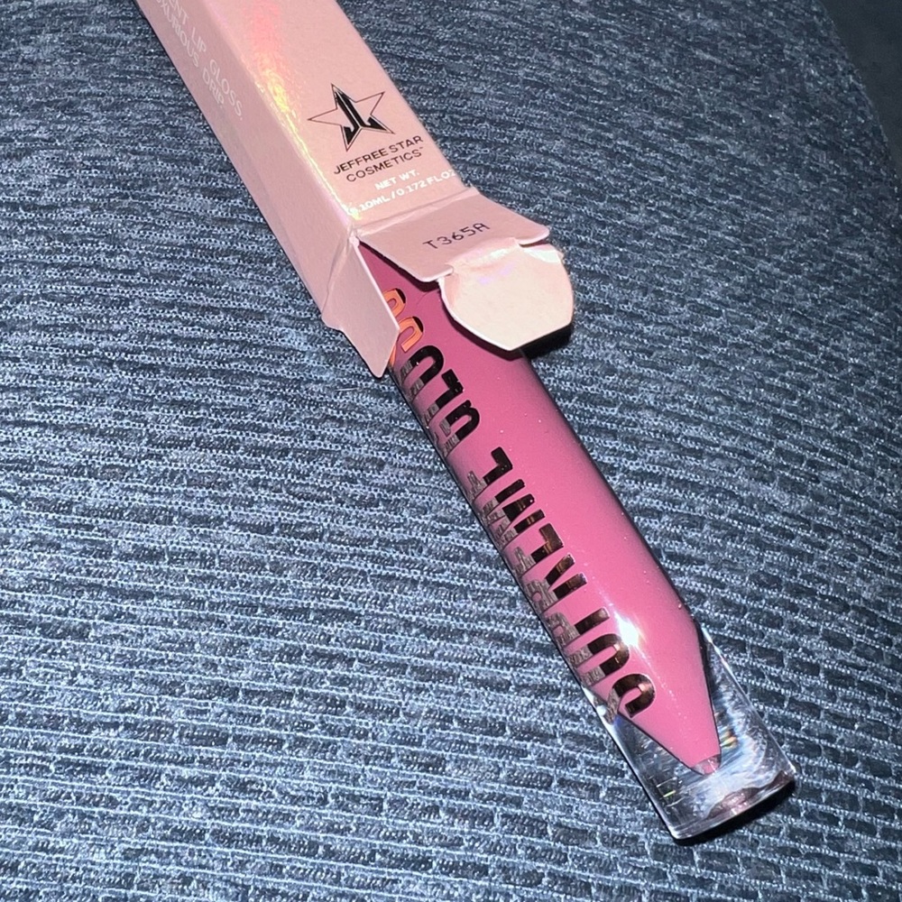 NIP Jeffree Star Supreme Gloss Improper